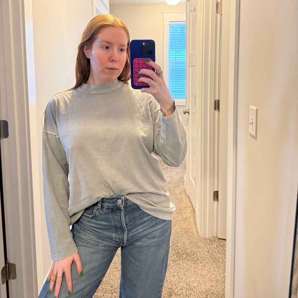 We The Free Light Gray/Green Long Sleeve Top